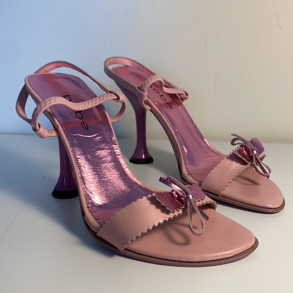 ✷ ADORABLE BEBE y2K PINK KITTEN HEELS ✷ - Picture 2 of 2